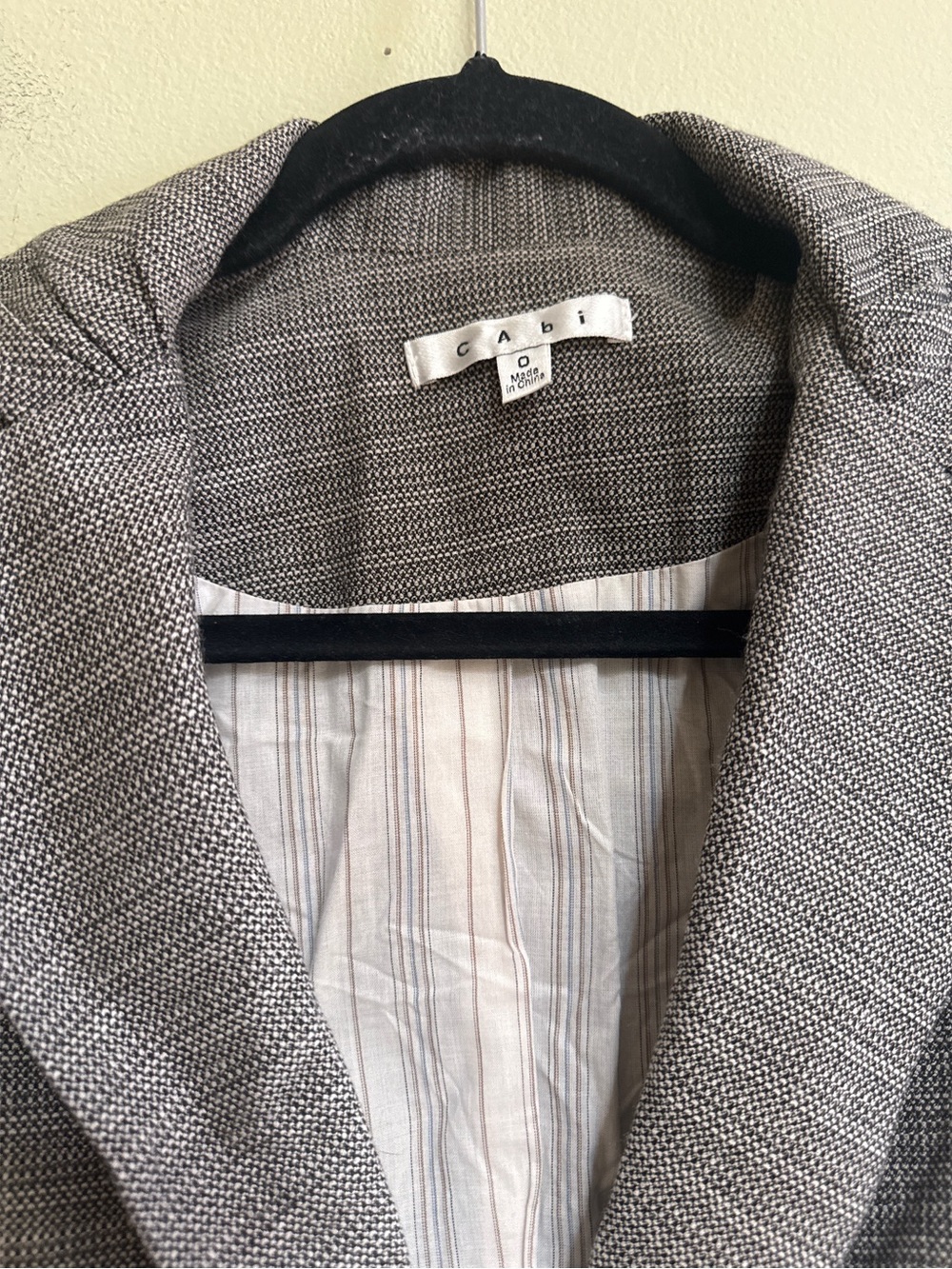CAbi Barrister Tweed Blazer - Picture 4 of 8